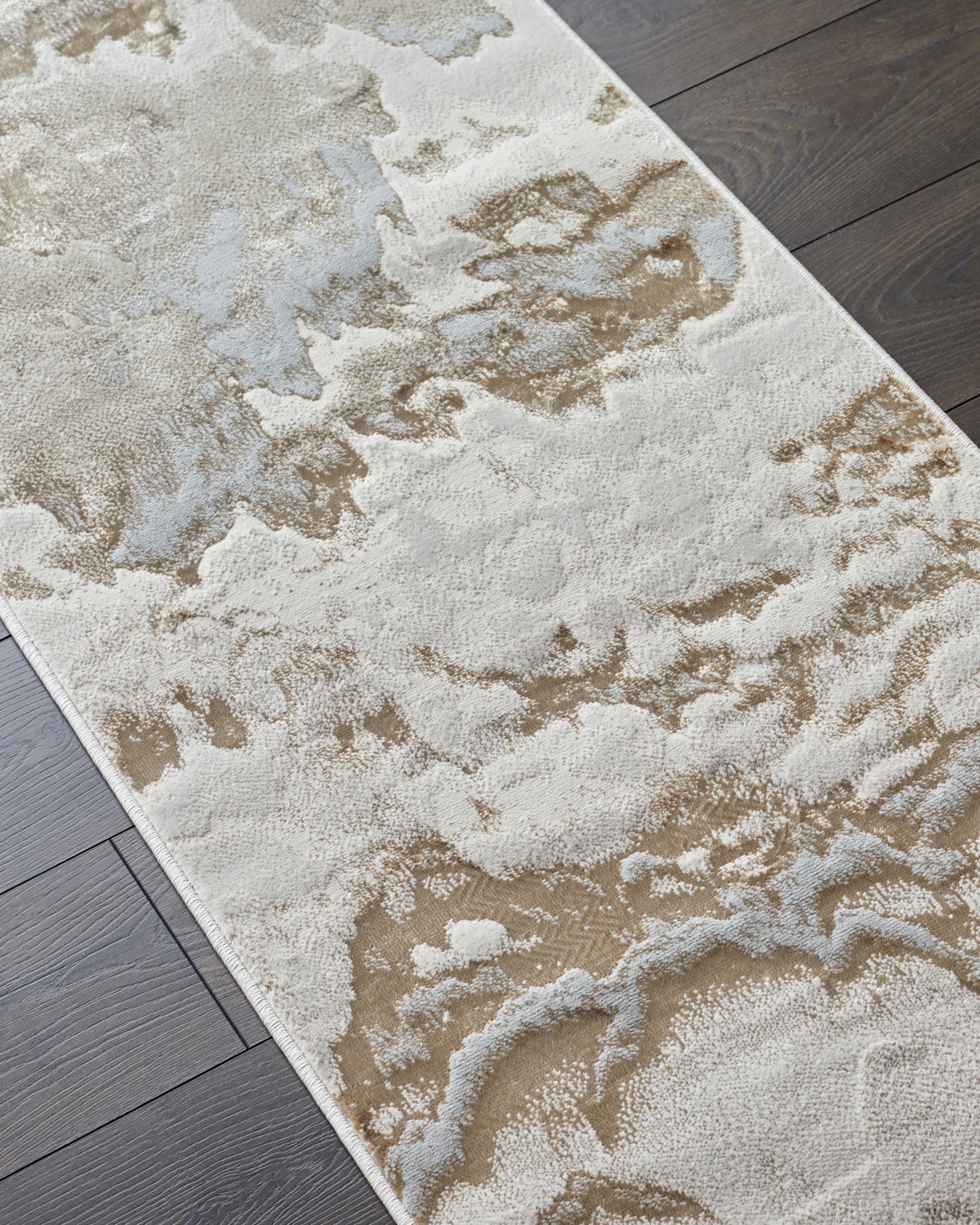 Perla soft gold textured runner rug