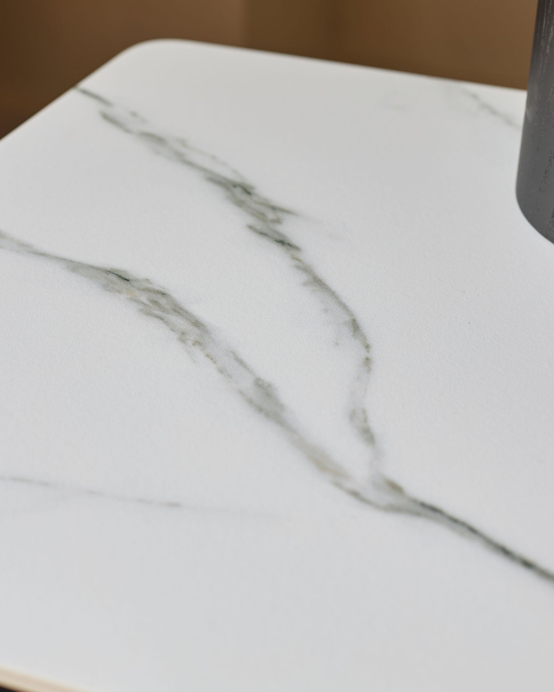 Banks White Marbled Ceramic With Black Wood Side Table