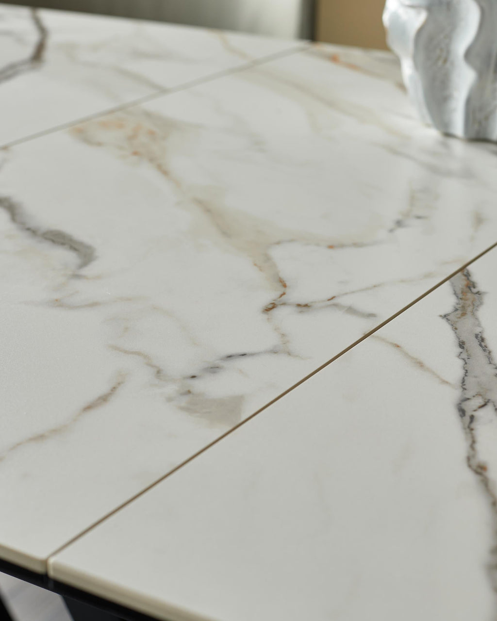 Calenzano natural ceramic extending 6 to 8 seater dining table