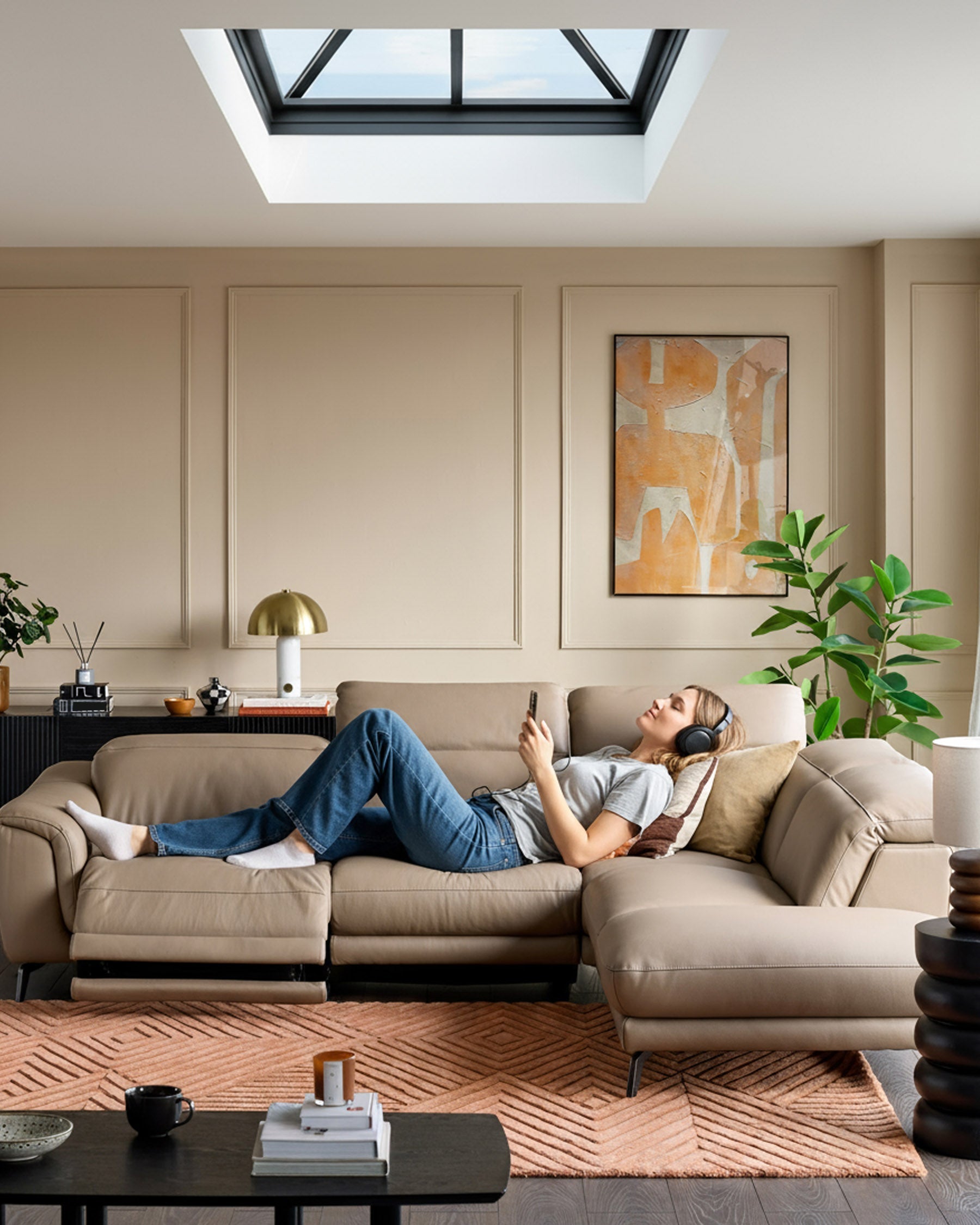 Connor natural leather right hand corner chaise sofa