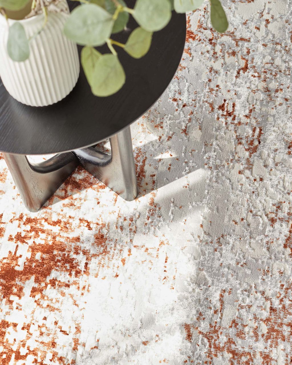 Distressed Border rust textured small rug