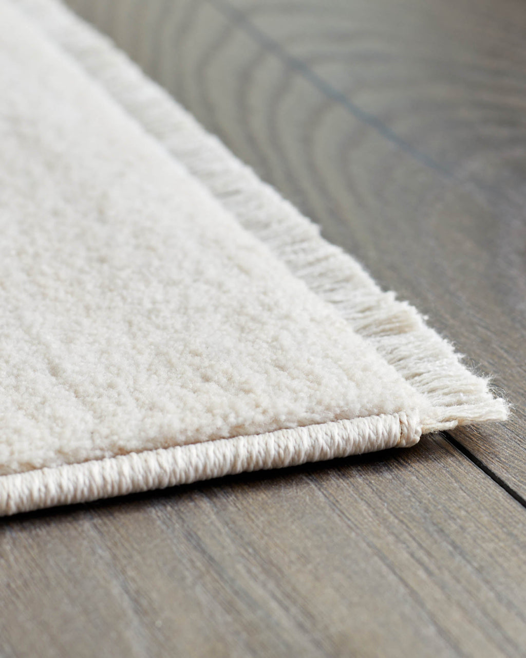 Eden soft silver textured small rug