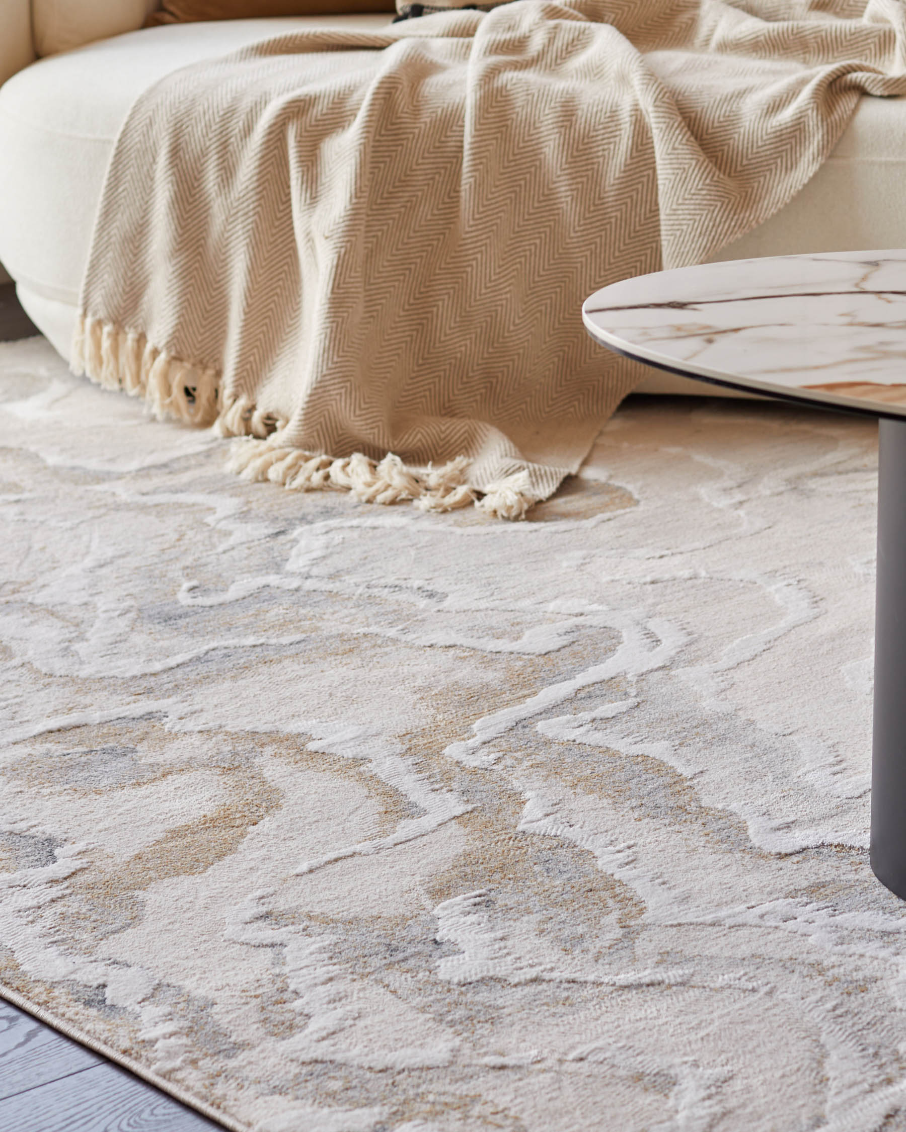 Eden soft silver textured small rug