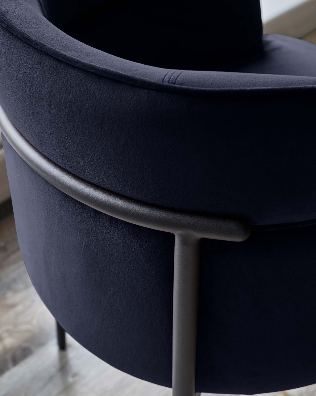 Felix dark navy velvet dining chair
