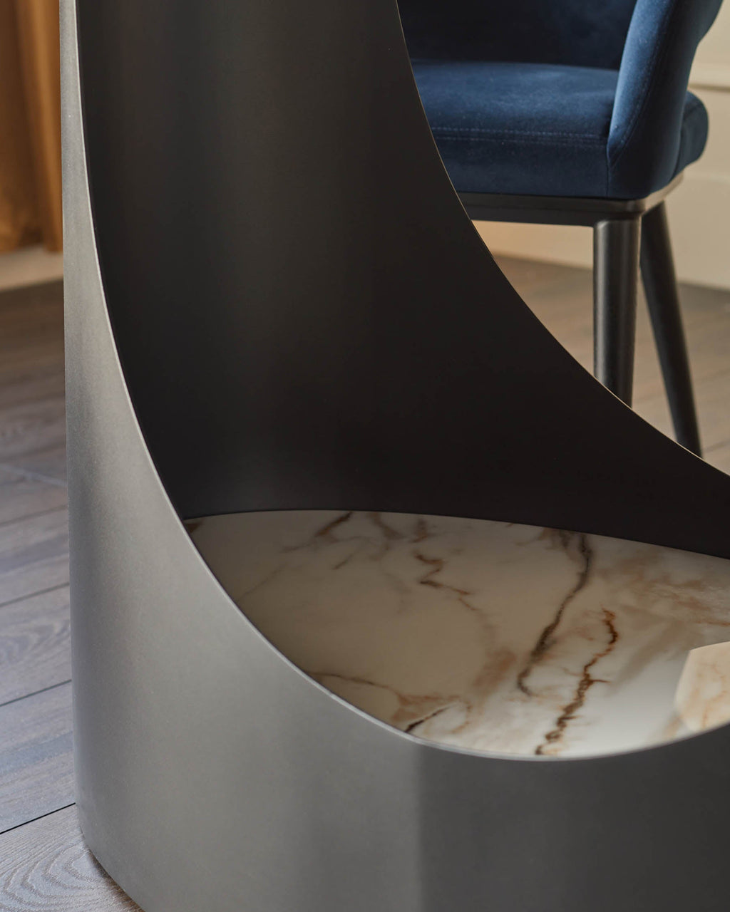 Giotto natural ceramic 8 seater dining table