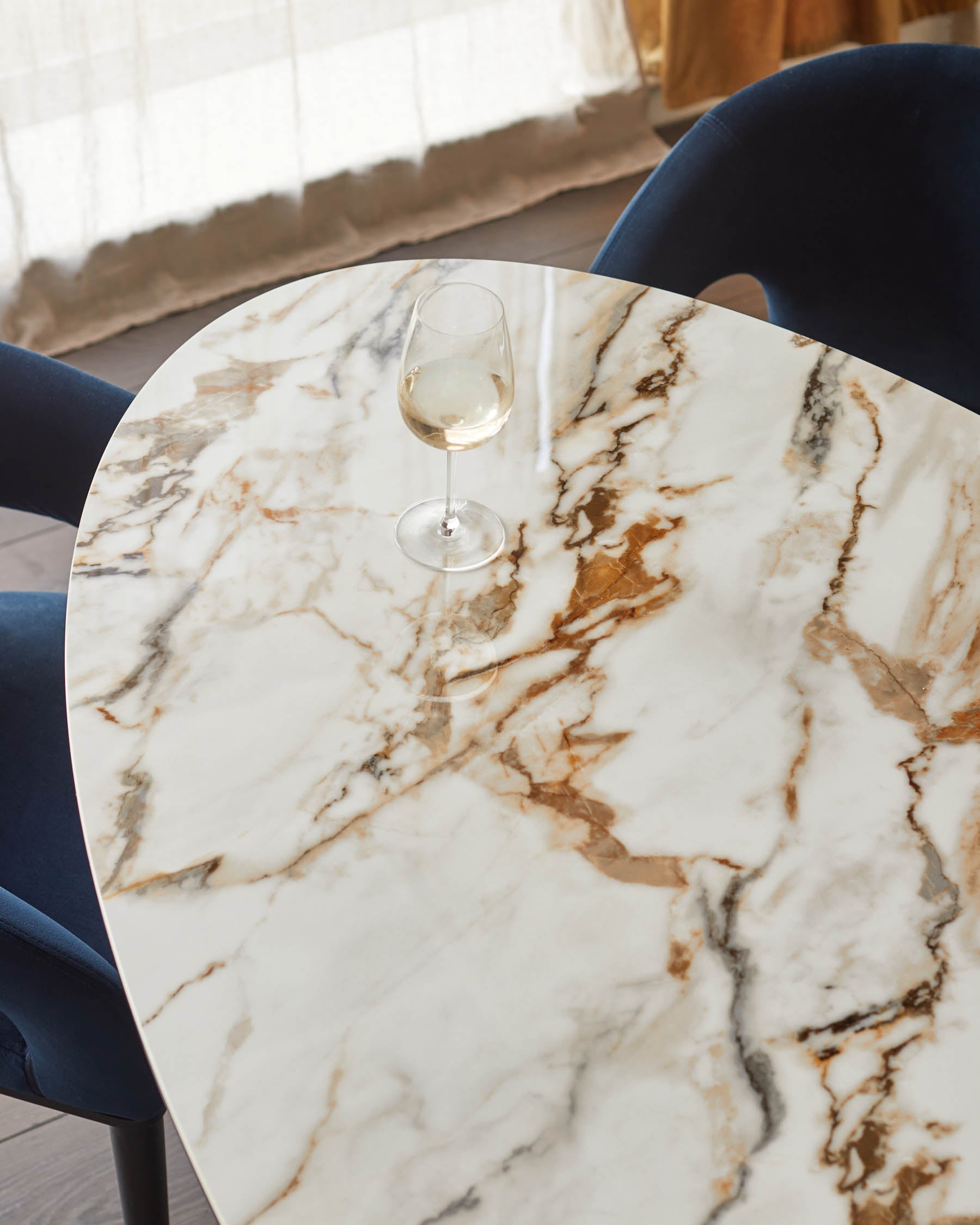 Giotto natural ceramic 8 seater dining table