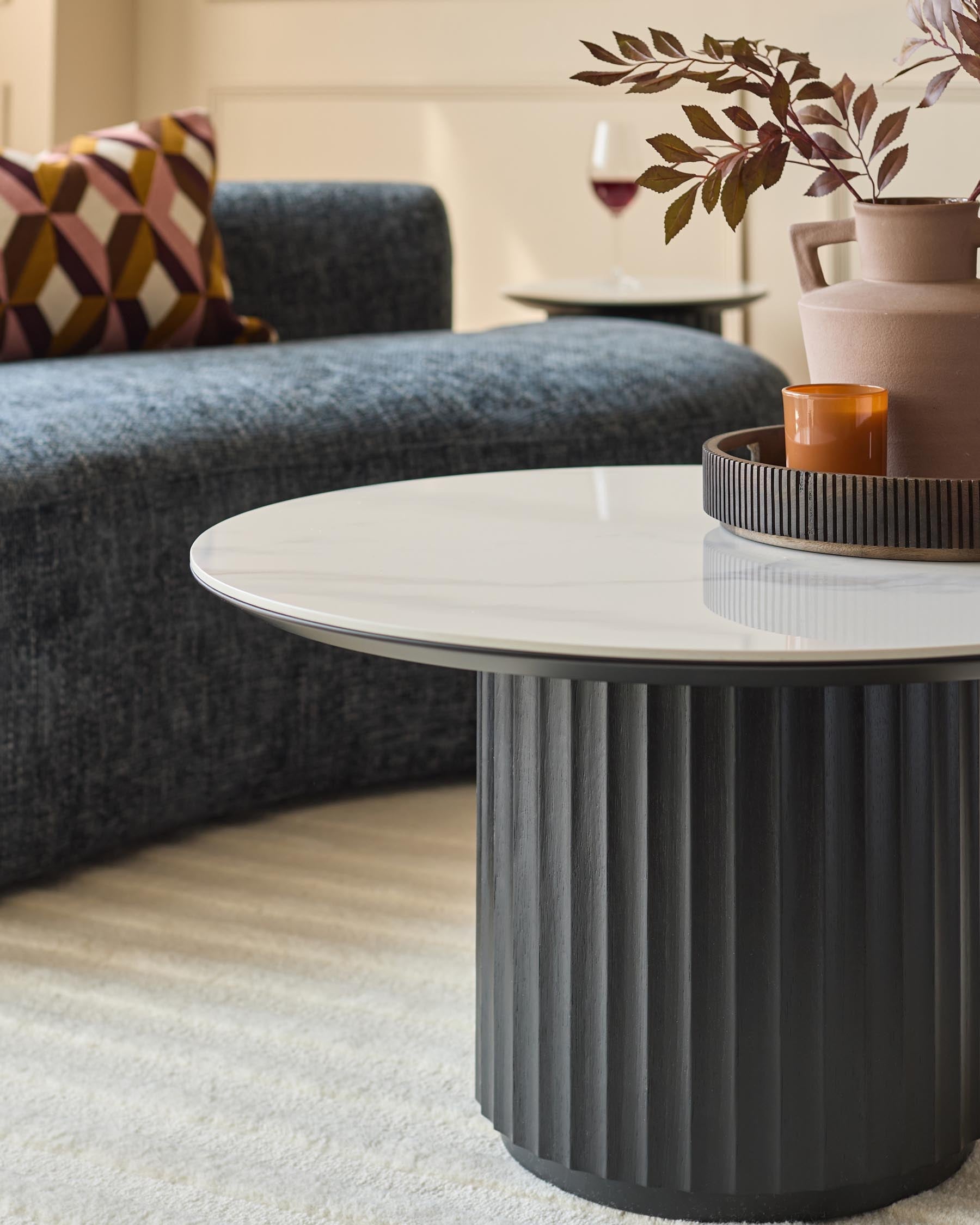 Hanne white ceramic coffee table