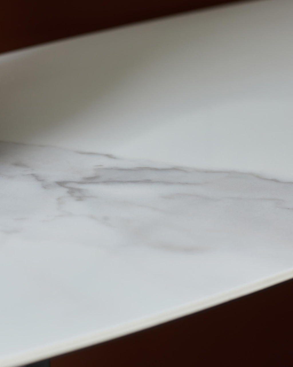 Hanne white ceramic console table