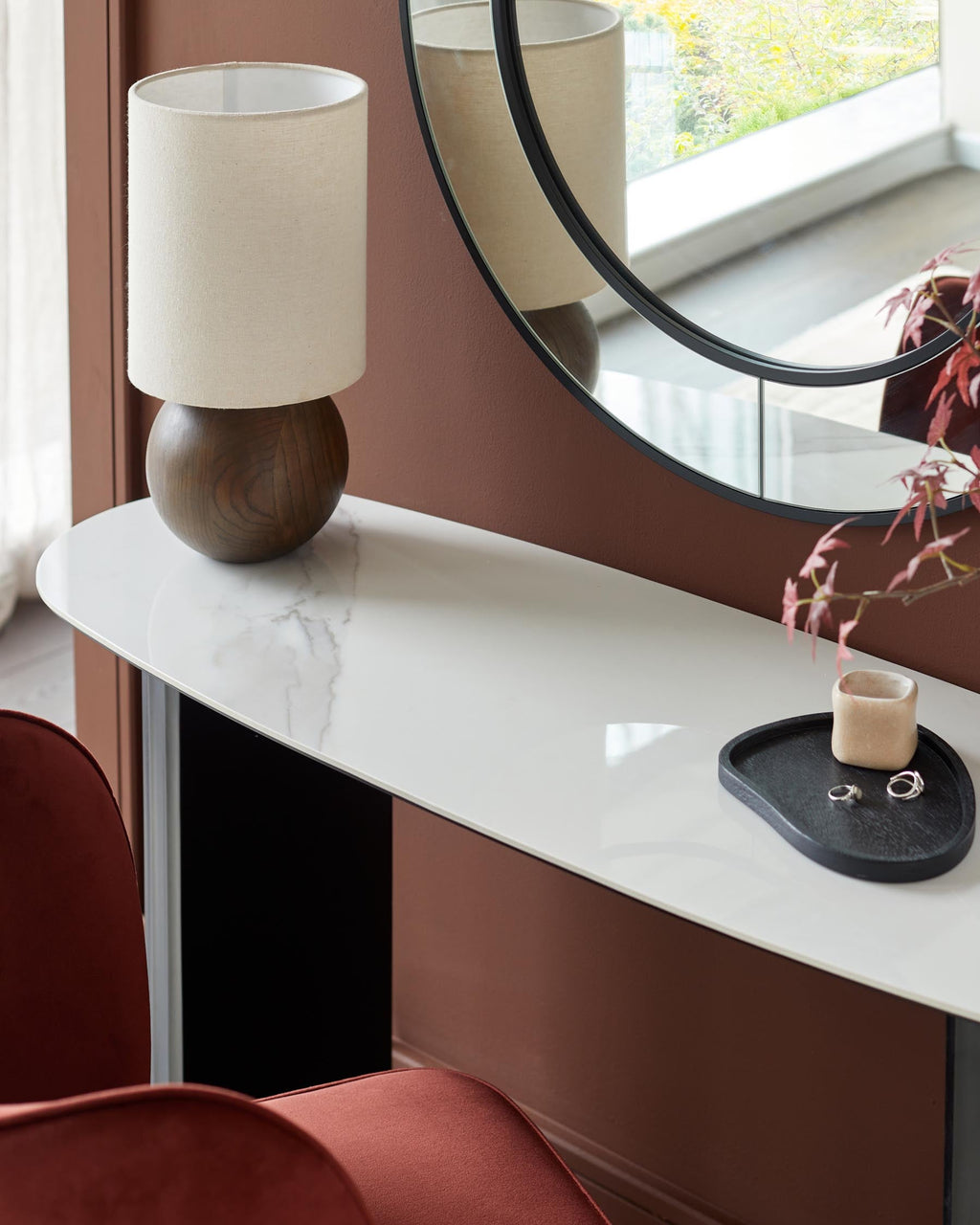 Hanne white ceramic console table