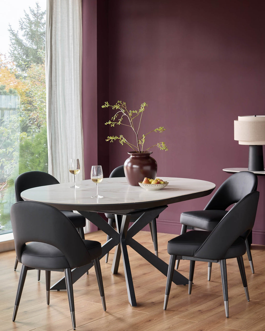 Hayden white round ceramic extending 4 to 6 dining table