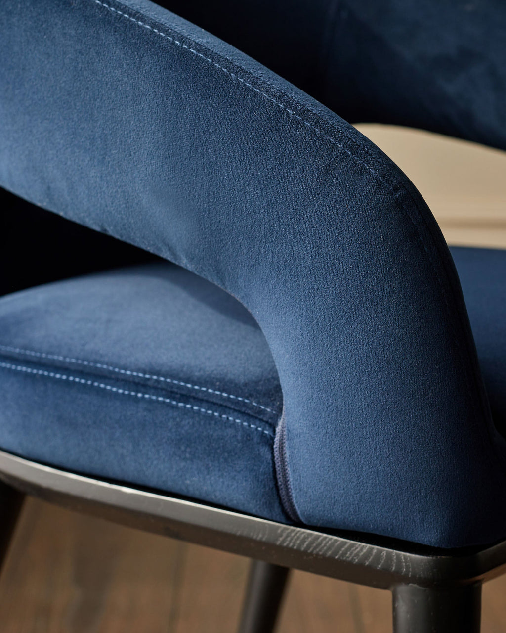 Heath navy recycled velvet dining chair