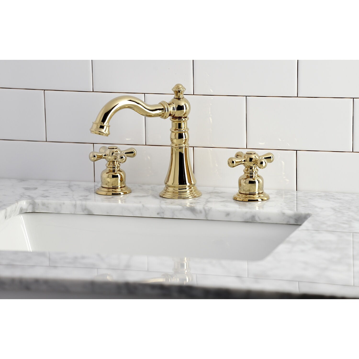 American Classic 8 in. Widespread Bathroom Faucet