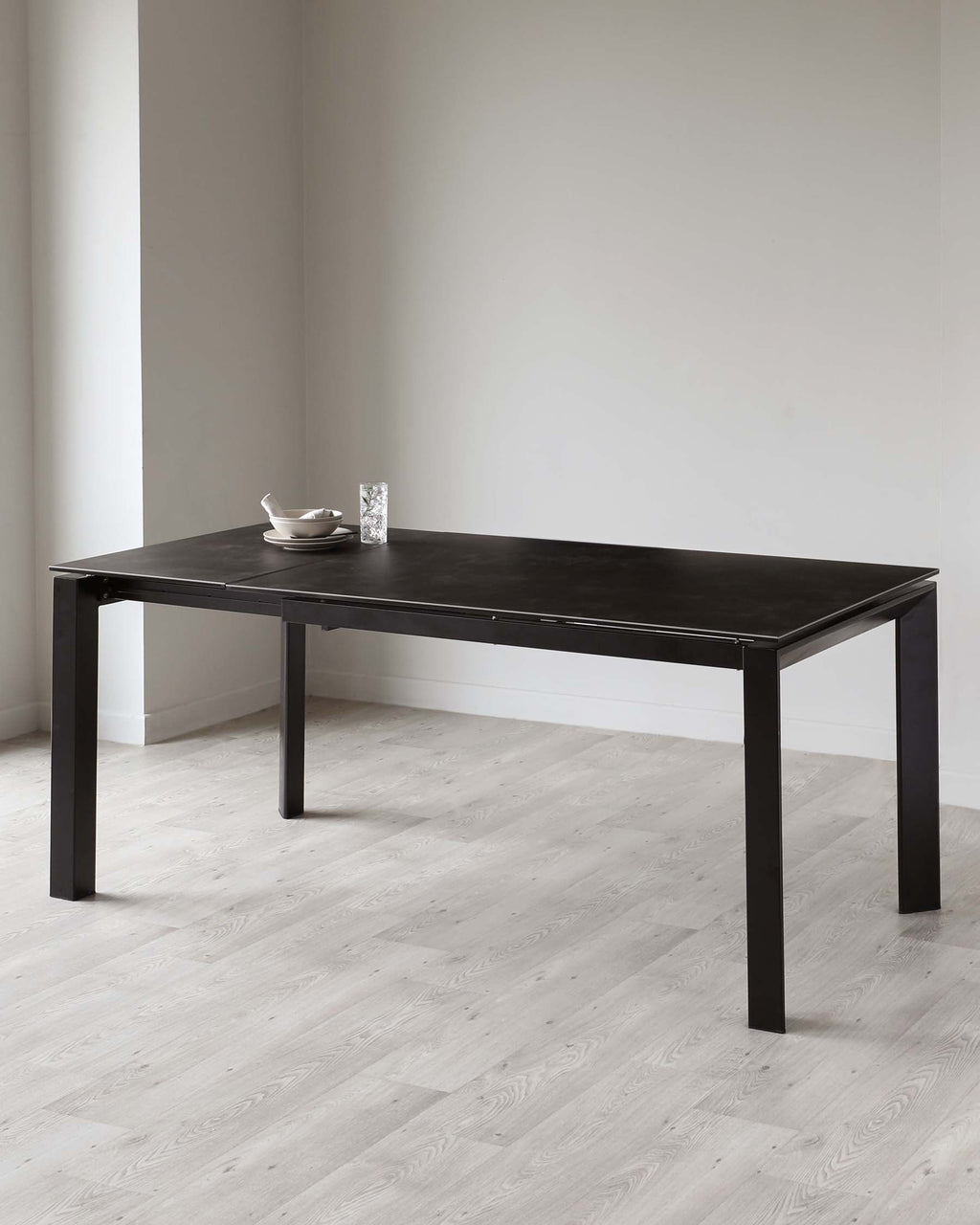 Louis Dark Grey Ceramic Extending 6 To 8 Seater Dining Table