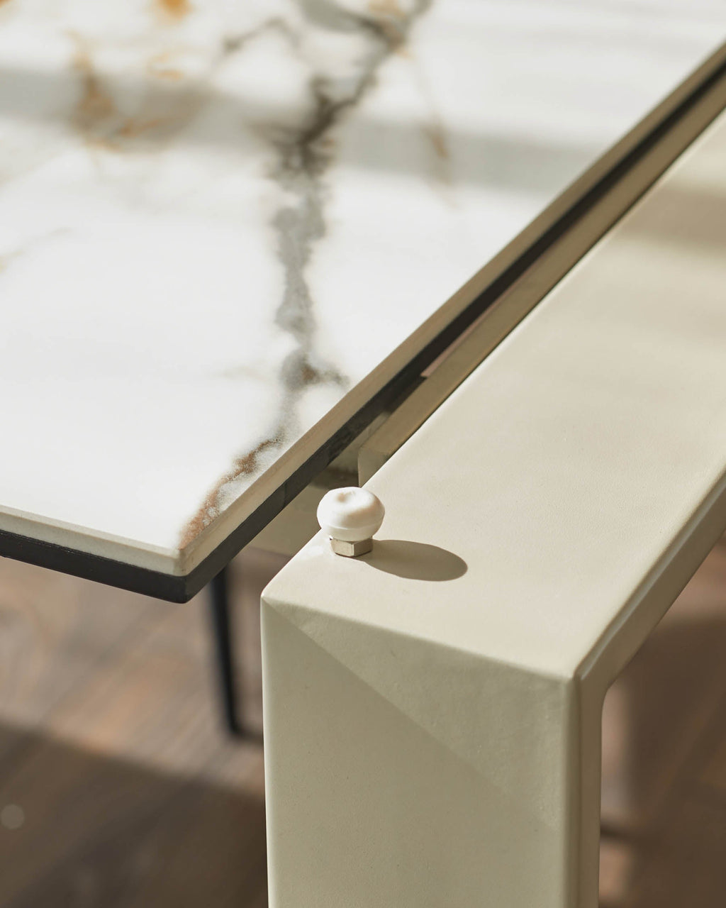 Louis natural ceramic extending 6 to 8 seater dining table