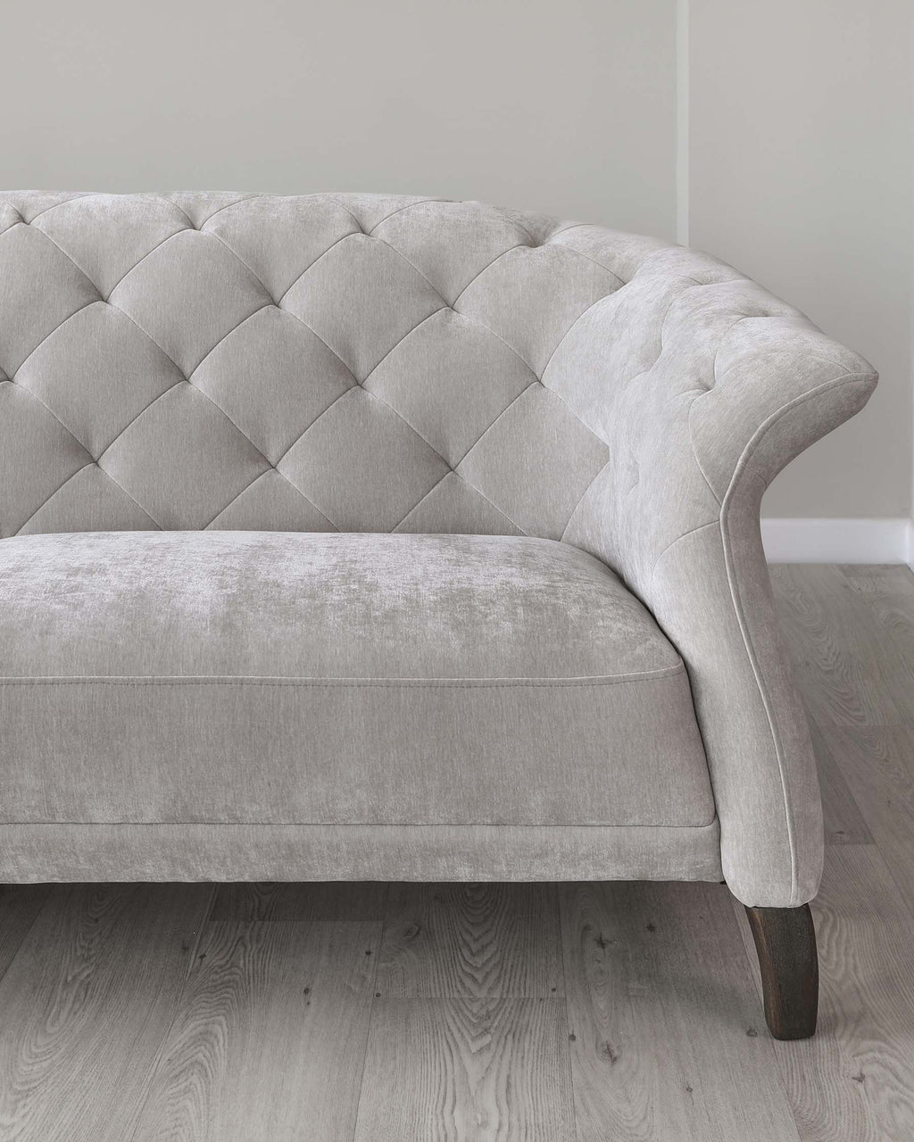 Luxe Large 3 Seater Light Grey Fabric Chesterfield Sofa