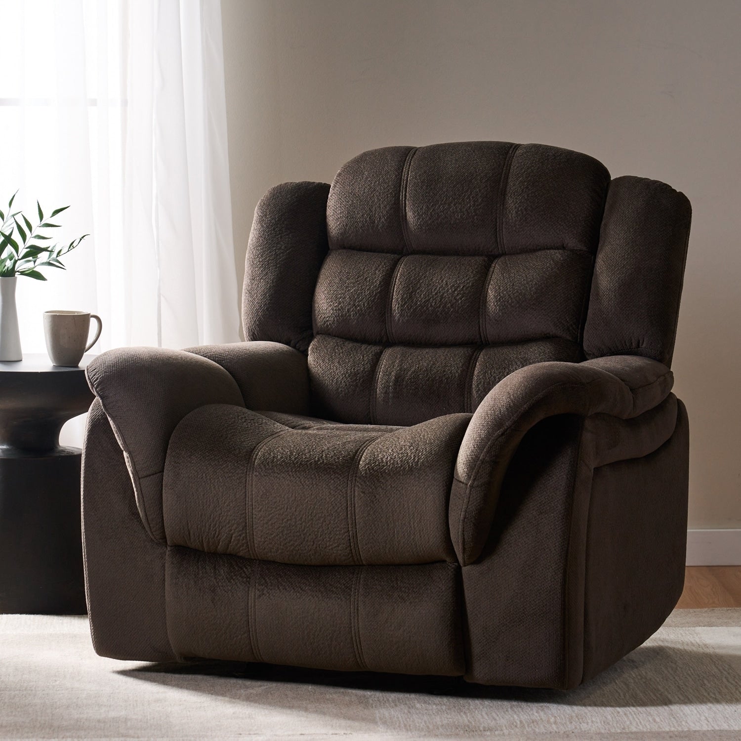 Luxurious Oversized Recliner Chair for Ultimate Relaxation