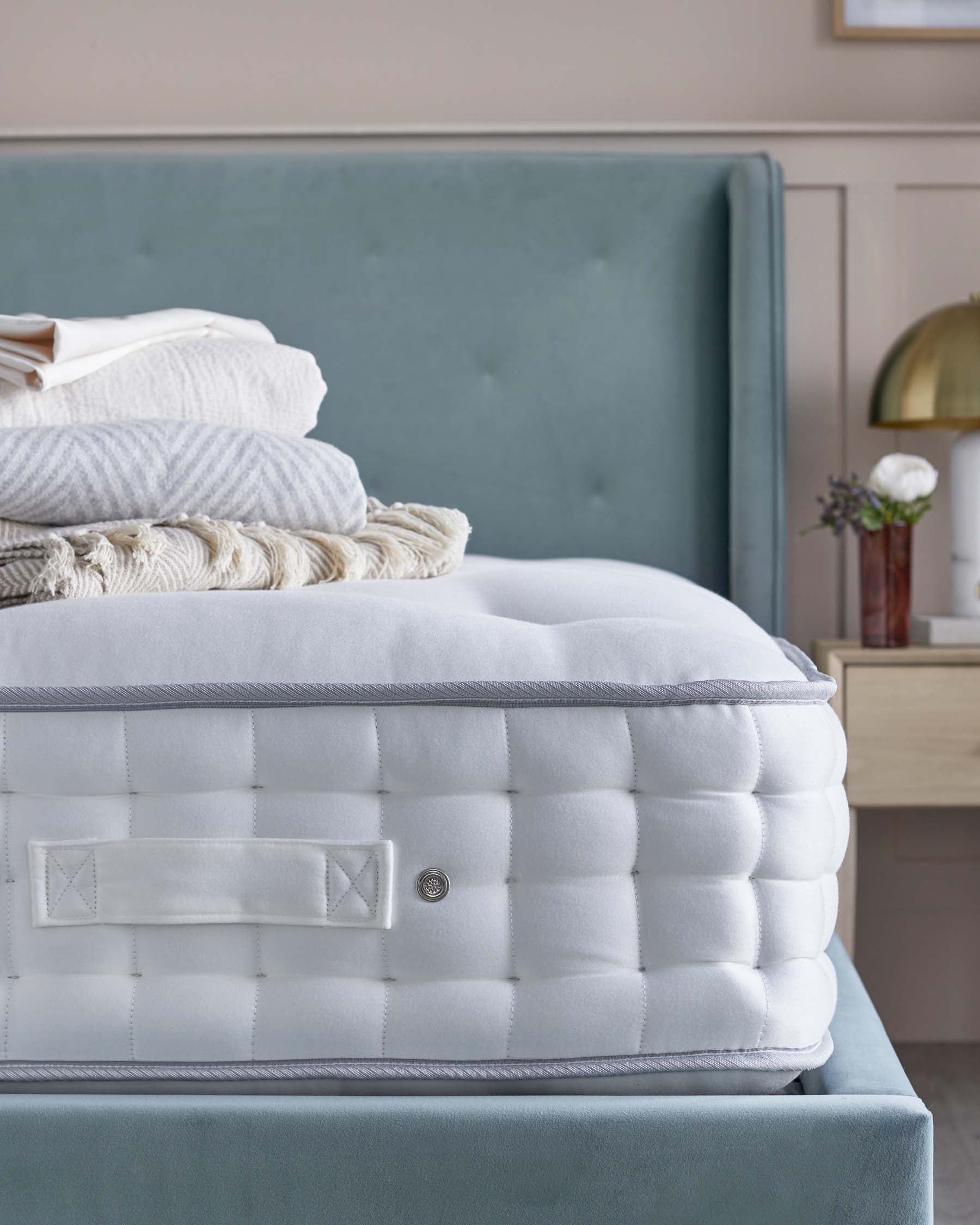 Luxury Comfort 12,500 Pocket Sprung Firm Double Mattress