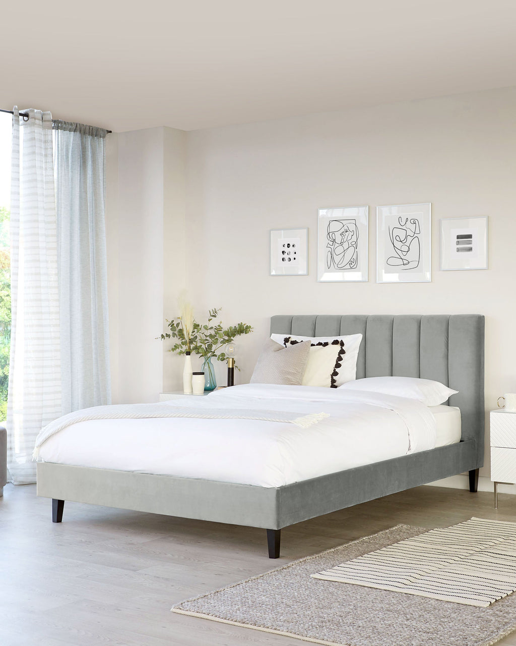 Maya Light Grey Velvet King Size Bed