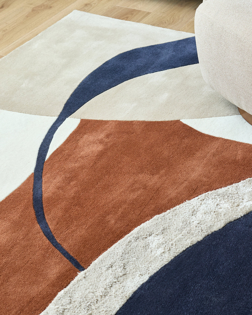 Neo navy textured small rug