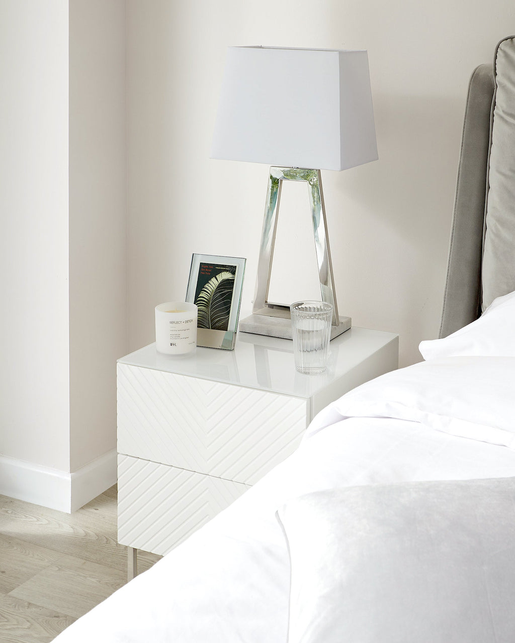 Noah White Gloss 2 Drawer Bedside Table