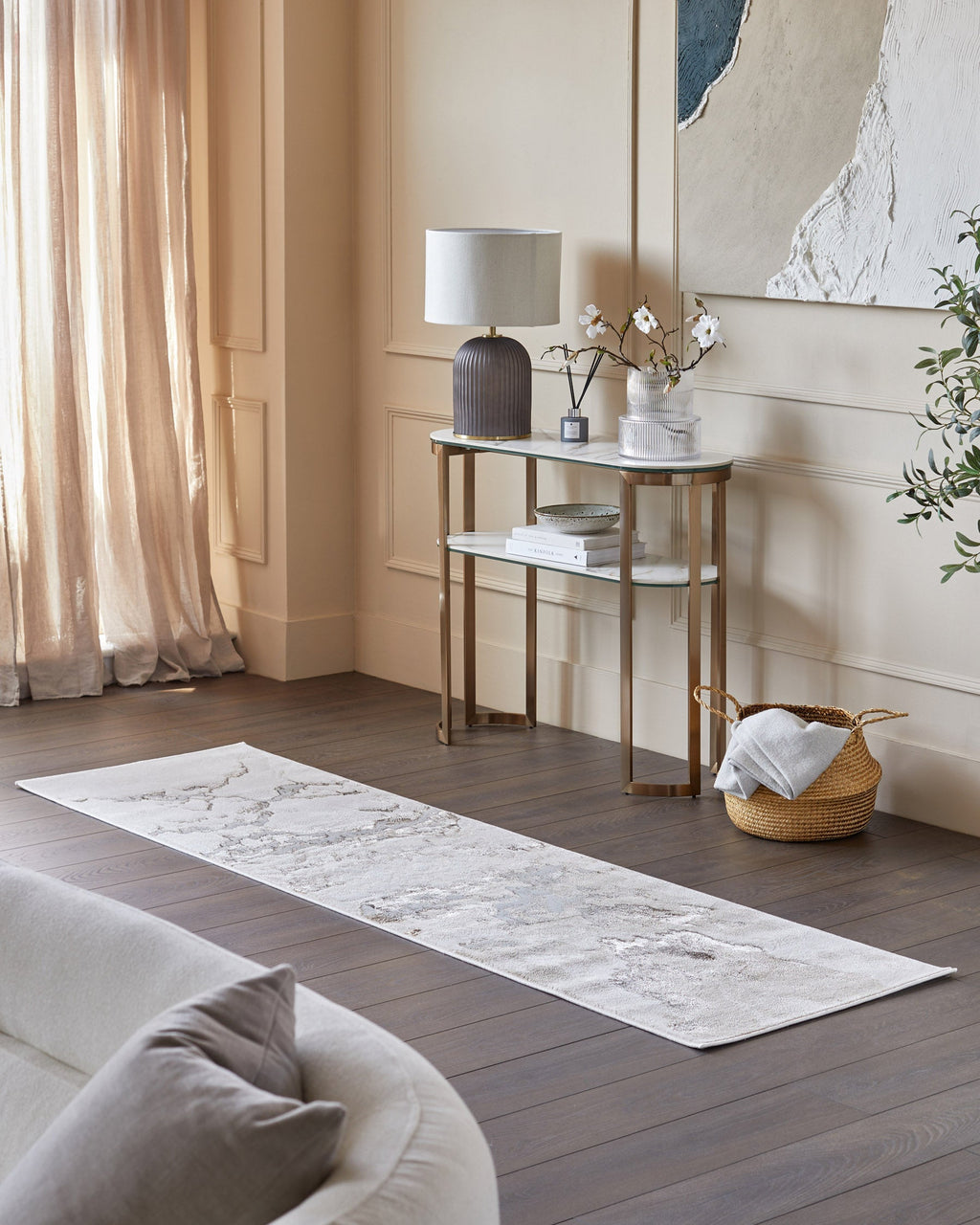 Perla soft silver textured runner rug