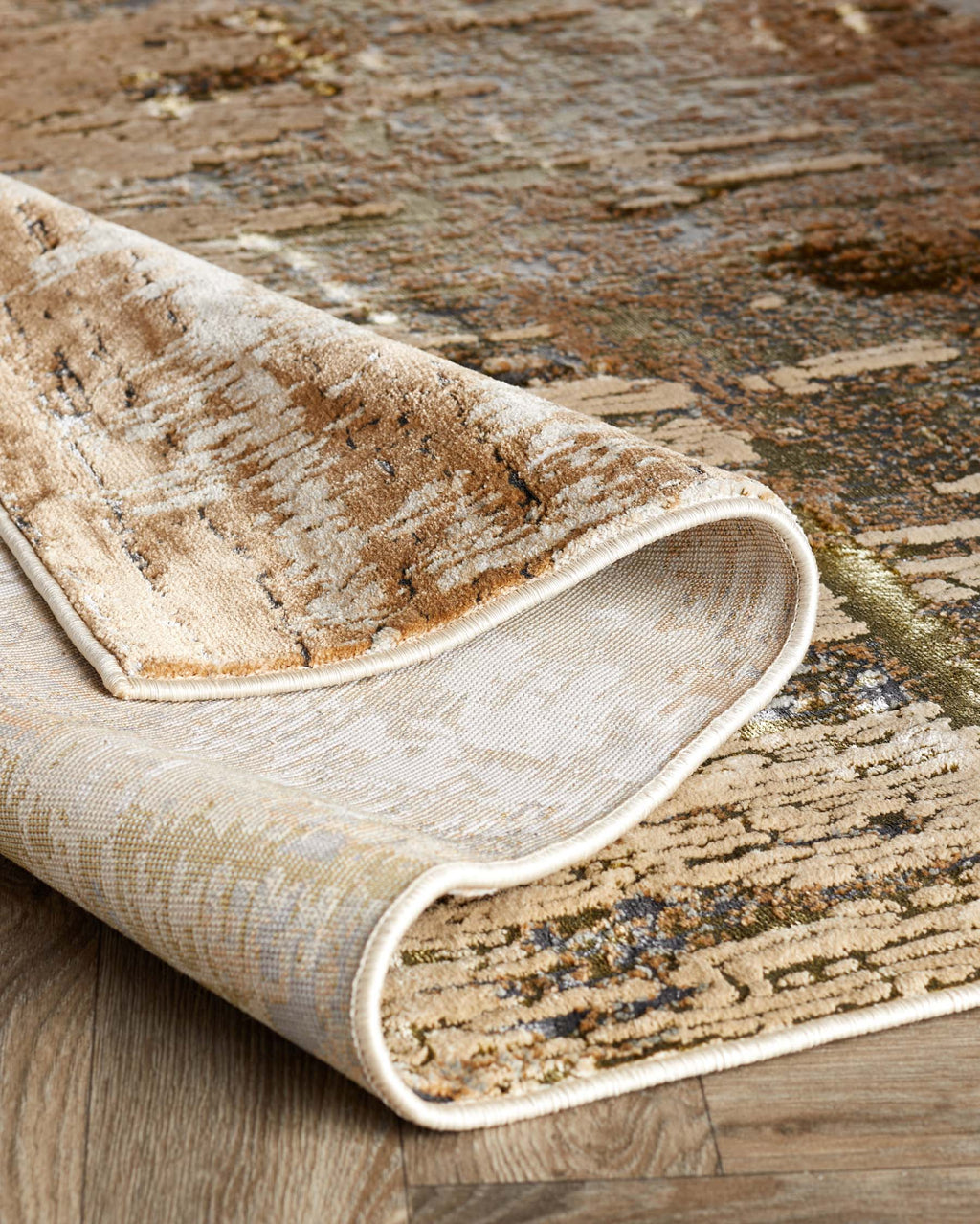 Sepia mixed metallics textured medium rug