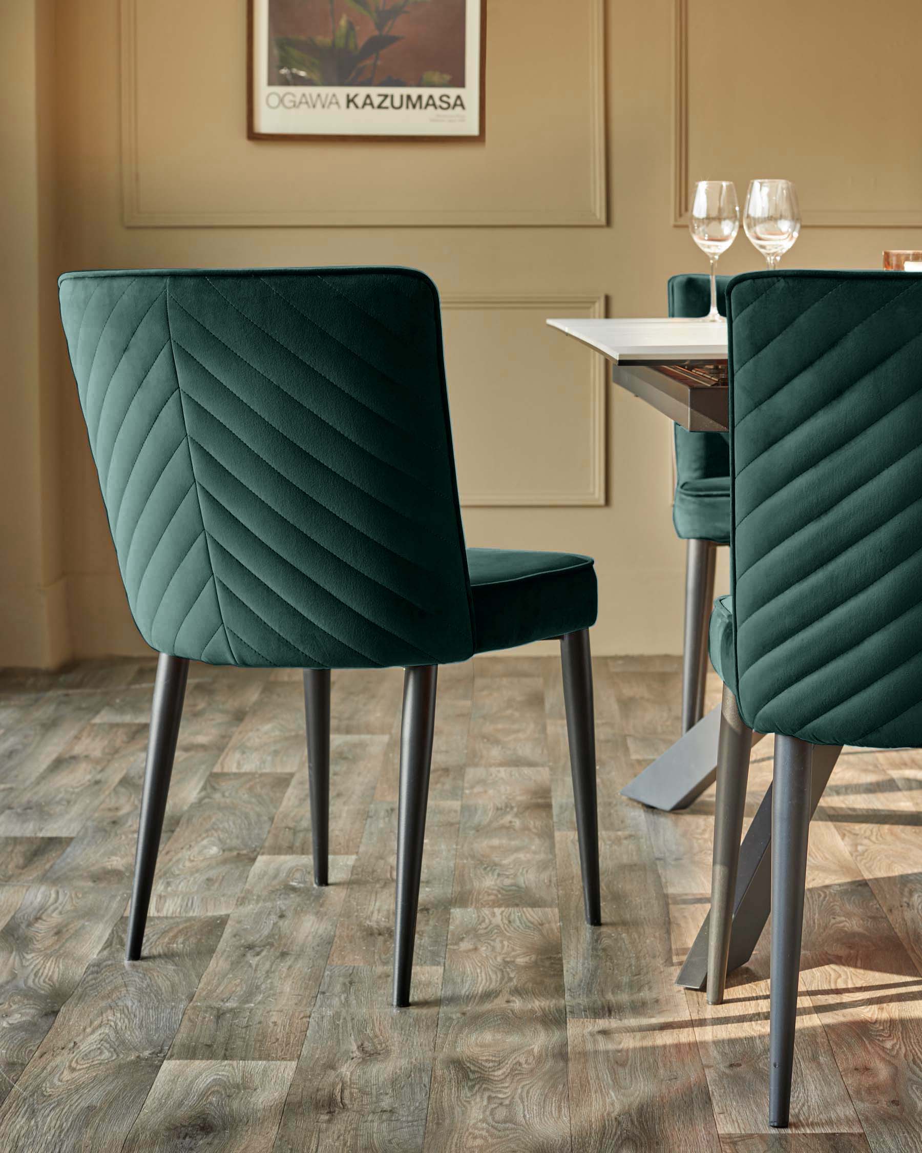 Serena dark green velvet dining chair