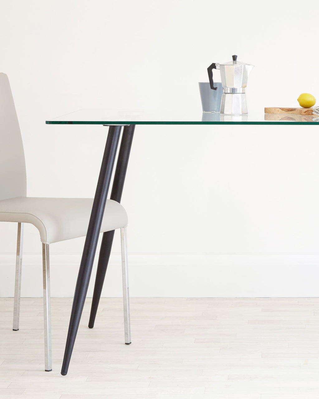 Zilo Black And Glass 6 Seater Dining Table